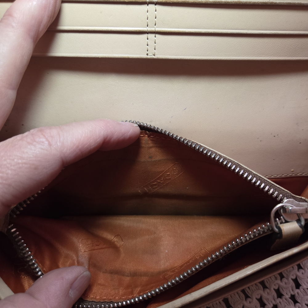 Coach Brown and Cream Canvas And Leather Wallet - Picture 8 of 9